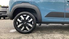 Dacia Spring 27kWh Expression 65 48kW 5dr Auto Electric Hatchback